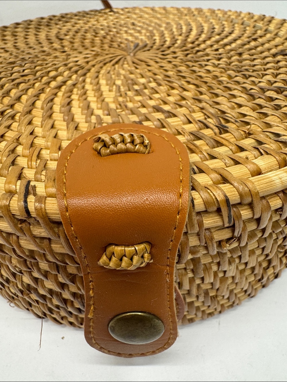 Woven Round Straw Crossbody Bag in Tan - Picture 6 of 9